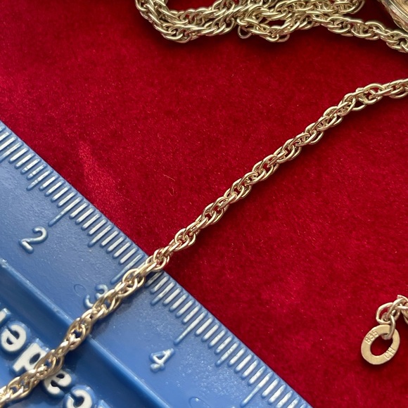 Silver Kennedy coin pendant necklace - Picture 5 of 6